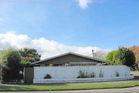 Photo of property in 152 Waimairi Road, Ilam, Christchurch, 8041