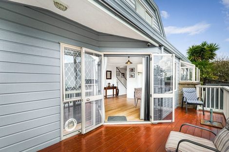 Photo of property in 1/12 Ballini Rise, West Harbour, Auckland, 0618