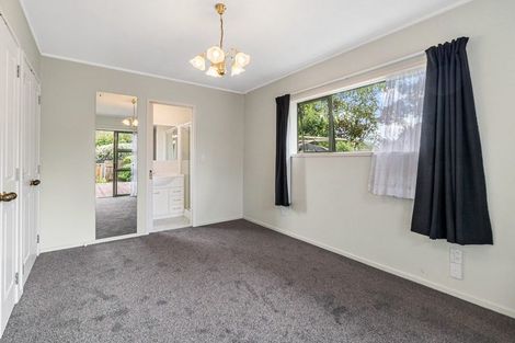 Photo of property in 17a Fairleigh Avenue, Mount Albert, Auckland, 1025