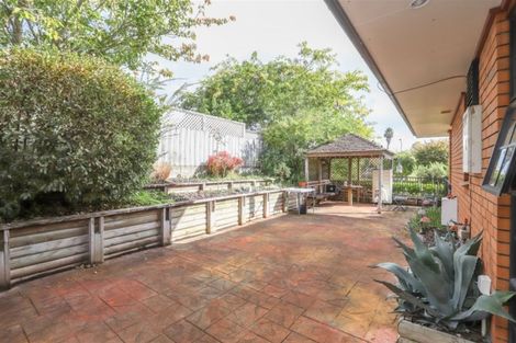 Photo of property in 2 Crowden Place, Harrowfield, Hamilton, 3210