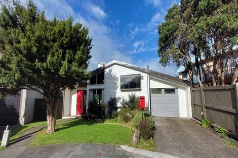 Photo of property in 7 Dundee Place, Crofton Downs, Wellington, 6035