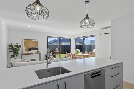 Photo of property in 13 Mcgarry Drive, Kaiapoi, 7630