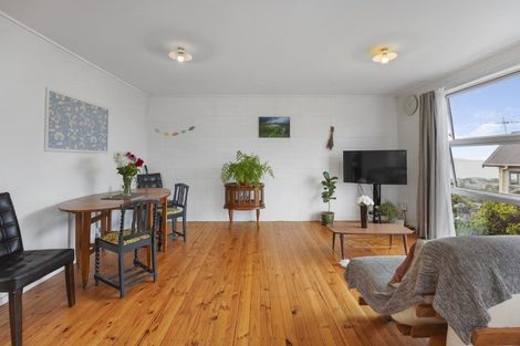 Photo of property in 21a Oakleigh Street, Maungaraki, Lower Hutt, 5010