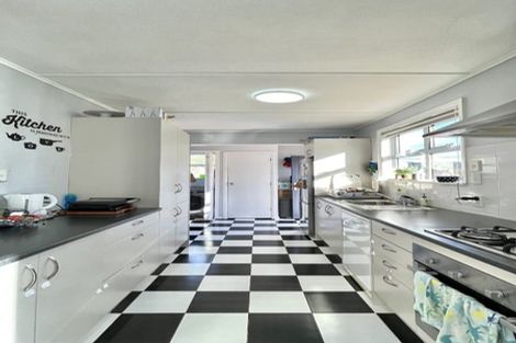 Photo of property in 27 Rimu Street, Naenae, Lower Hutt, 5011