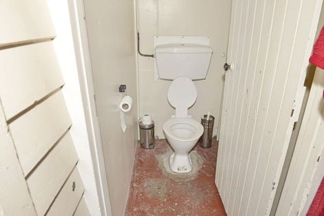 Photo of property in 15 Hall Street, Foxton, 4814