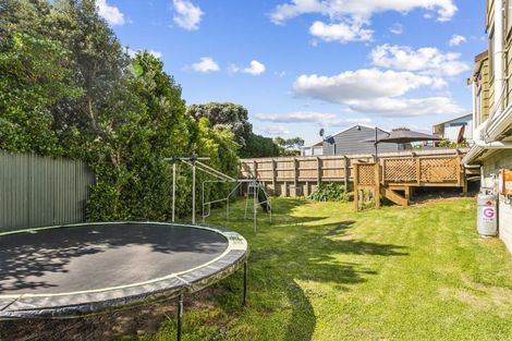 Photo of property in 5a William Street, Waikanae Beach, Waikanae, 5036