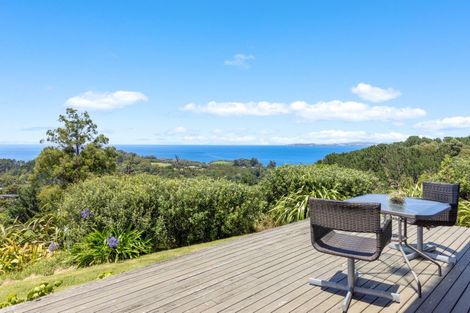 Photo of property in 172 Cape Rodney Road, Leigh, 0985