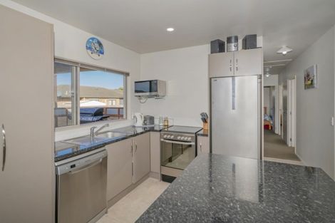 Photo of property in 1 Rena Place, Whitianga, 3510