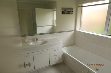 Photo of property in 2/2-22a Balmain Road, Chatswood, Auckland, 0626