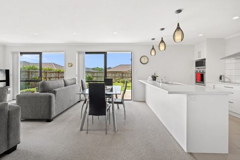 Photo of property in 18 Pahau Avenue, Tikipunga, Whangarei, 0112