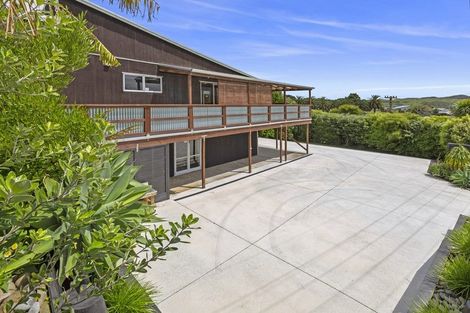 Photo of property in 2 Taipari Avenue, Raglan, 3225