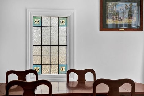 Photo of property in 18 Bulteel Street, New Plymouth, 4310