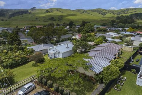 Photo of property in 1/3 Miro Street, Helensville, 0800