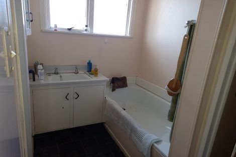 Photo of property in 96 Marlow Road, Aranui, Christchurch, 8061