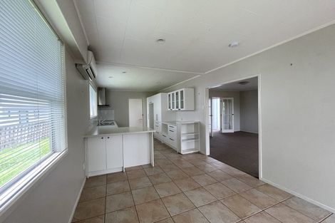 Photo of property in 111 Sycamore Drive, Sunnynook, Auckland, 0620