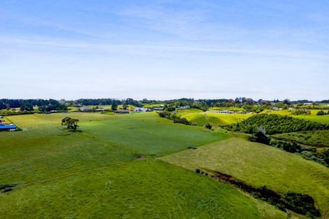 Photo of property in 132 Henwood Road, Paraite, New Plymouth, 4372