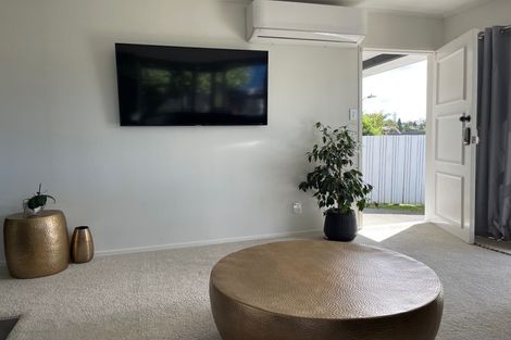 Photo of property in 1/2 Palm Court Drive, Glen Eden, Auckland, 0602