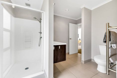 Photo of property in 18 Castleton Way, Flagstaff, Hamilton, 3210