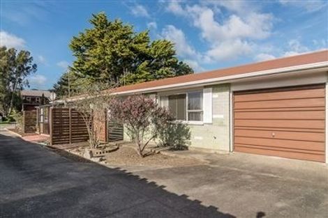 Photo of property in 16a Nola Avenue, Raumati Beach, Paraparaumu, 5032