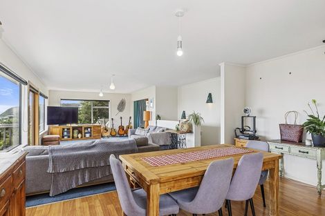 Photo of property in 3a Roys Road, Plimmerton, Porirua, 5026