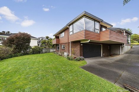 Photo of property in 14 Longmont Terrace, Churton Park, Wellington, 6037