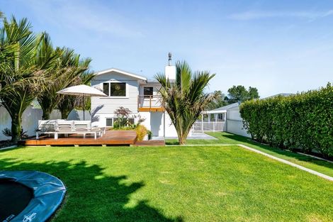 Photo of property in 185 Mangorei Road, Merrilands, New Plymouth, 4312