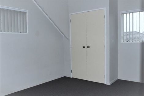 Photo of property in 2/10 Rewa Street, New Lynn, Auckland, 0600