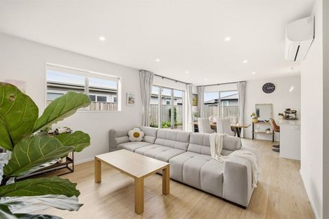 Photo of property in 35 Skibbereen Drive, Halswell, Christchurch, 8025