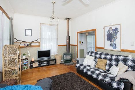 Photo of property in 7 Cemetery Road, Patutahi, Gisborne, 4072