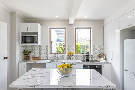 Photo of property in 34a Andrew Street, Waikanae, 5036