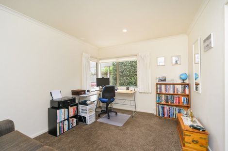 Photo of property in 6 Ursula Drive, Feilding, 4702