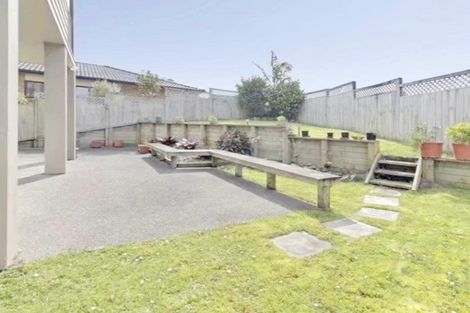 Photo of property in 10 Vintage Drive, Henderson, Auckland, 0612