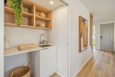 Photo of property in 11 Collingwood Street, Waterloo, Lower Hutt, 5011