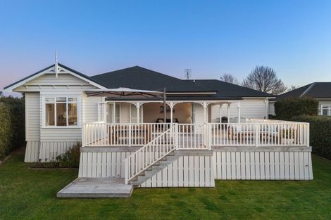 Photo of property in 41 Albert Street, Riverhead, 0820