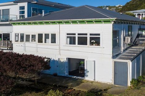 Photo of property in 8 Shannon Street, Mount Victoria, Wellington, 6011