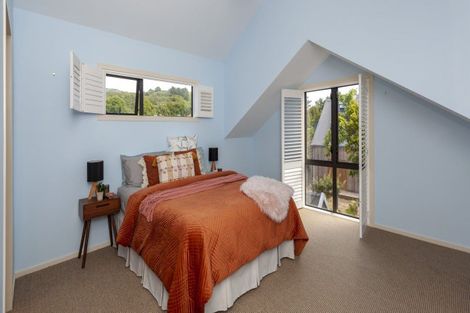 Photo of property in 2 Pukatea Close, Raumati Beach, Paraparaumu, 5032