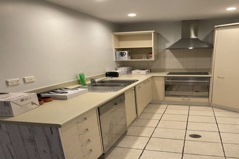 Photo of property in 2b/5 Kent Terrace, Mount Victoria, Wellington, 6011