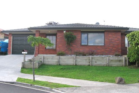Photo of property in 30 Ginders Drive, Massey, Auckland, 0614