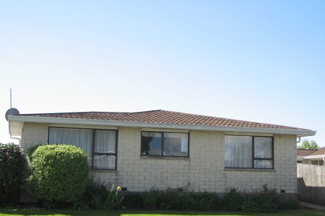 Photo of property in 22b Chipping Lane, Redwood, Christchurch, 8051