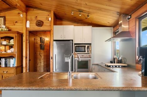 Photo of property in 16 Victoria Street, Richmond Heights, Taupo, 3330