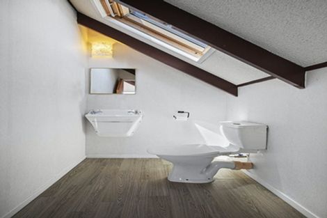 Photo of property in 1/23 Glenshee Place, Highland Park, Auckland, 2010