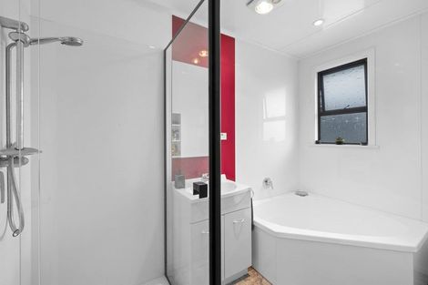 Photo of property in 28 Kingsford Street, Bell Block, New Plymouth, 4312