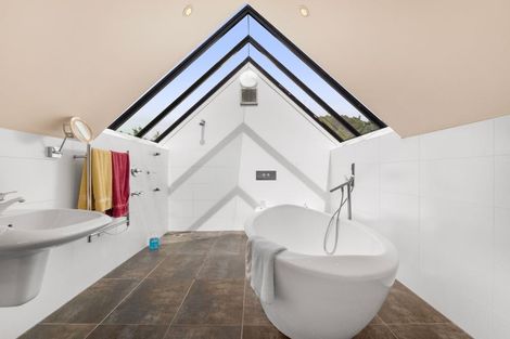 Photo of property in 37 Island View Road, Karaka, Papakura, 2580