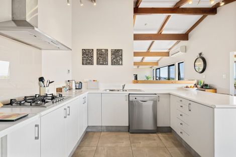 Photo of property in 4 View Terrace, Huntsbury, Christchurch, 8022