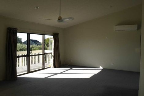 Photo of property in 48 Hicks Crescent, Waikanae Beach, Waikanae, 5036