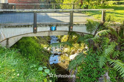 Photo of property in 49 Elmslie Road, Pinehaven, Upper Hutt, 5019