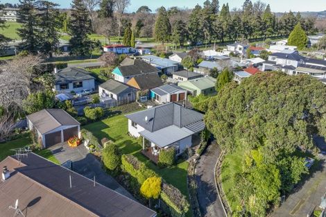 Photo of property in 110 Harlech Street, Mayfair, Hastings, 4122