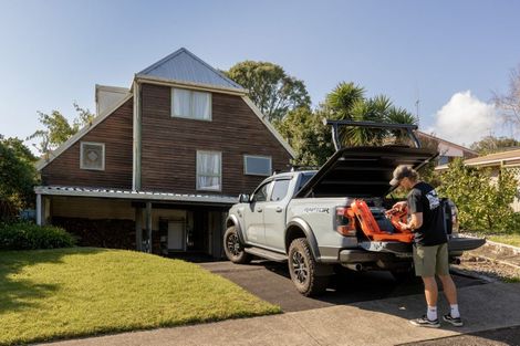Photo of property in 54 Resolution Road, Welcome Bay, Tauranga, 3112