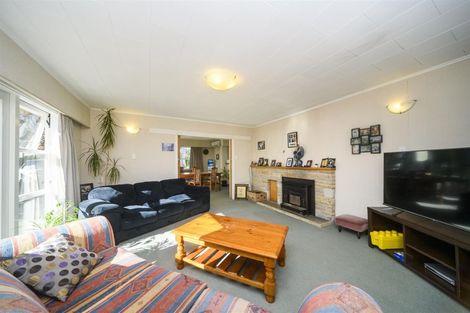 Photo of property in 16 Maunder Street, Marton, 4710