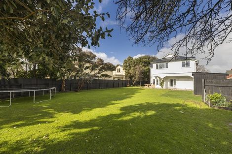 Photo of property in 15 Chaytor Street, West End, Palmerston North, 4410